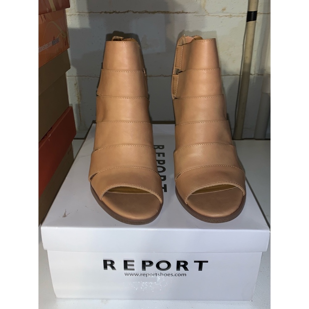 Heel boots